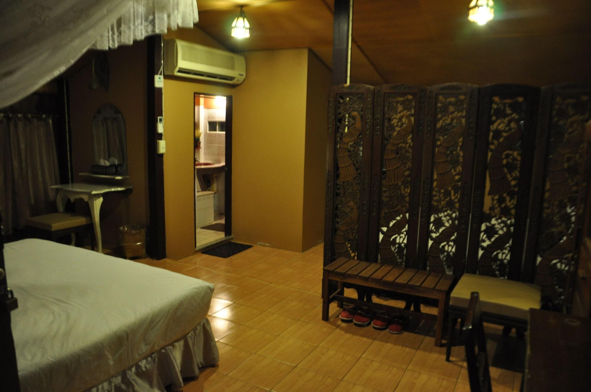 Ruean Thai 3*