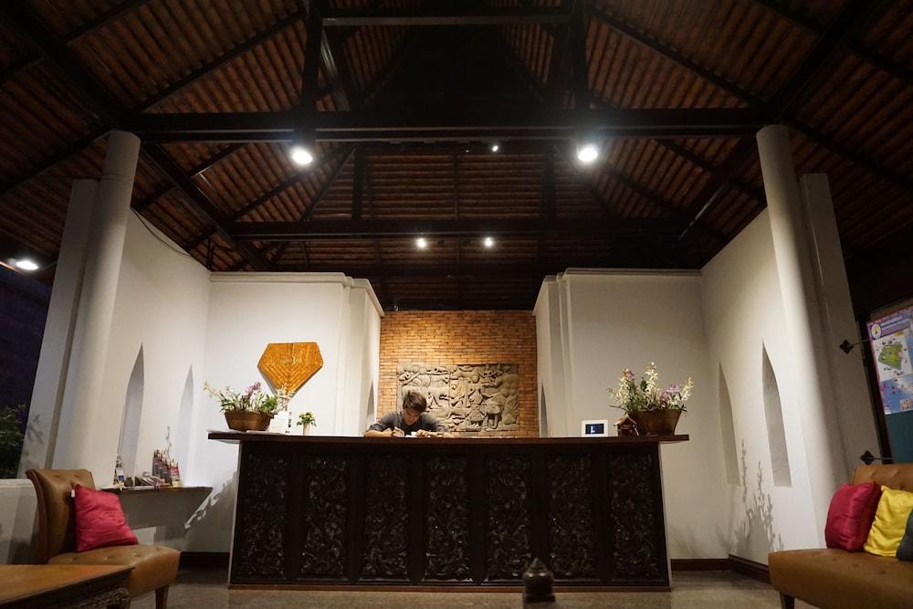 Ruean Thai 3*