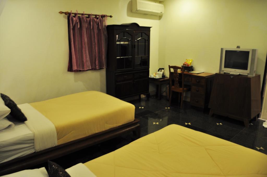 Hotel Ruean Thai